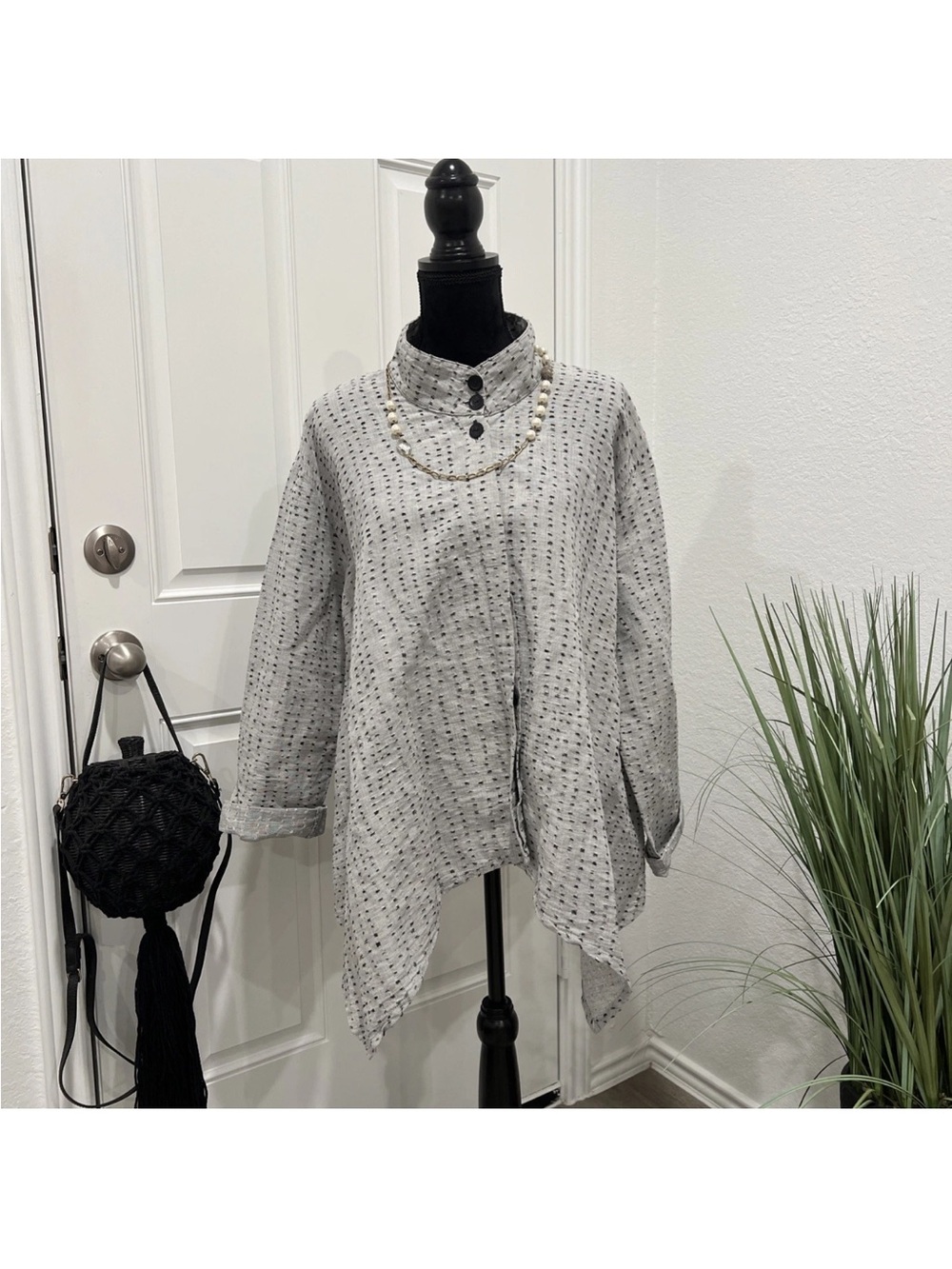 Light Gray Button-Neck Textured Women's Turtleneck Top